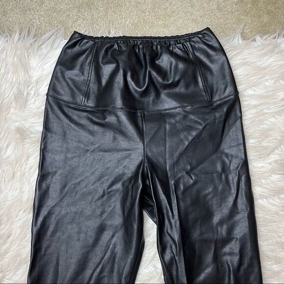 Wilfred Free Daria Vegan Leather Leggings - Picture 10 of 12